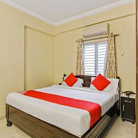 Flagship Sri Nirvana Inn Near Shilparamam Kondapur  Dış mekan fotoğraf